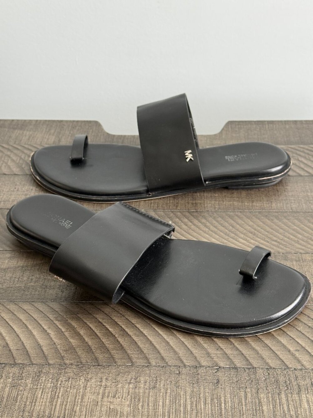MICHAEL KORS August Flat Sandals Women Size 11M